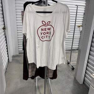 Old Navy | New York City Graphic T-Shirt in White | size XXL